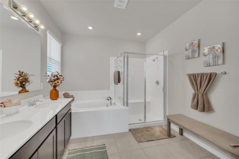 House in Haines City, Florida 4 bedrooms, 192.31 sq.m. № 1509698 - photo 24