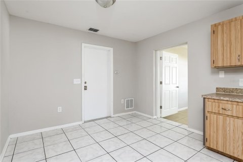 House in Kissimmee, Florida 3 bedrooms, 119.1 sq.m. № 2214705 - photo 7