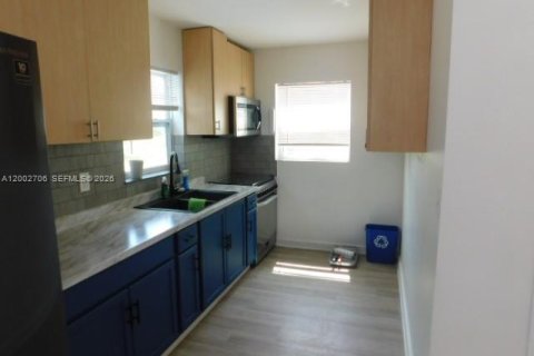 Villa ou maison à vendre à Clewiston, Floride: 3 chambres, 117.06 m2 № 2067755 - photo 6