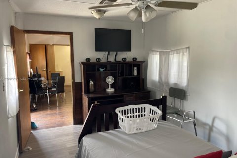 Villa ou maison à vendre à Clewiston, Floride: 3 chambres, 117.06 m2 № 2067755 - photo 23