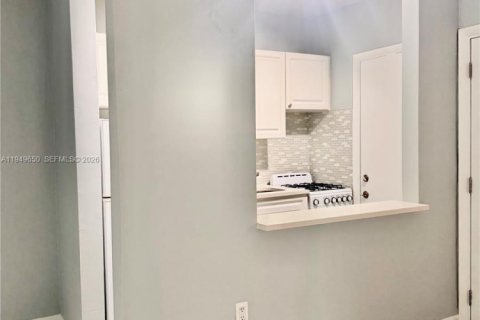 Кондоминиум с 1 спальней в Саут-Майами, Флорида № 2005414