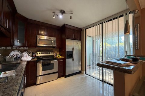 Condominio en venta en Miami, Florida, 2 dormitorios, 113.53 m2 № 2032415 - foto 6