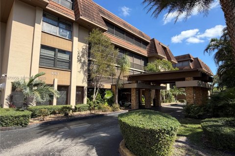 Condominio en Miami, Florida, 2 dormitorios  № 2032415