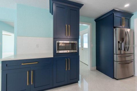 Villa ou maison à louer à Tampa, Floride: 3 chambres, 173.54 m2 № 1826698 - photo 18