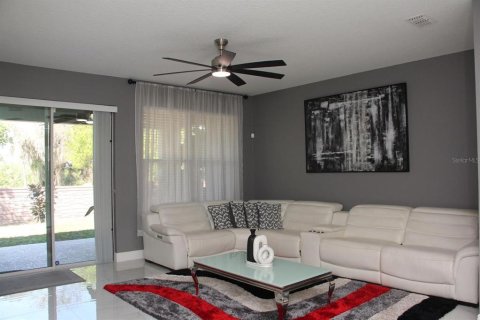Casa en venta en Apopka, Florida, 3 dormitorios, 204.57 m2 № 1589625 - foto 6