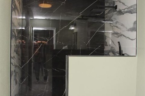 Casa en venta en Apopka, Florida, 3 dormitorios, 204.57 m2 № 1589625 - foto 9