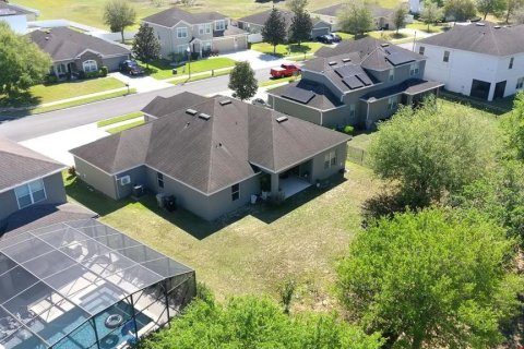 House in Apopka, Florida 3 bedrooms, 204.57 sq.m. № 1589625 - photo 15