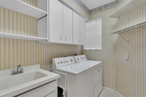 Condo in Lakeland, Florida, 3 bedrooms  № 1757524 - photo 19