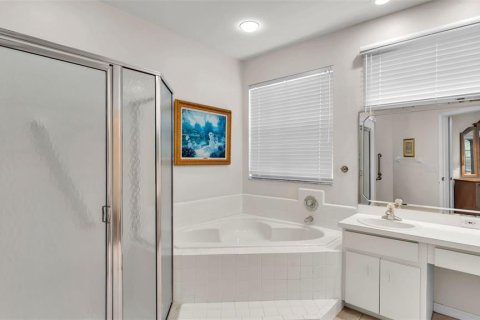 Condo in Lakeland, Florida, 3 bedrooms  № 1757524 - photo 16