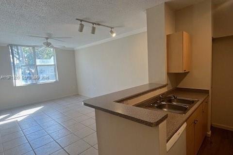 Снять в аренду кондоминиум в Холливуд, Флорида 1 спальня, 68.38м2, № 2032109 - фото 4
