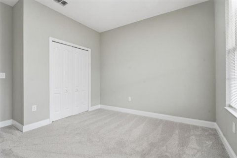 House in DeBary, Florida 4 bedrooms, 292.64 sq.m. № 2157226 - photo 19