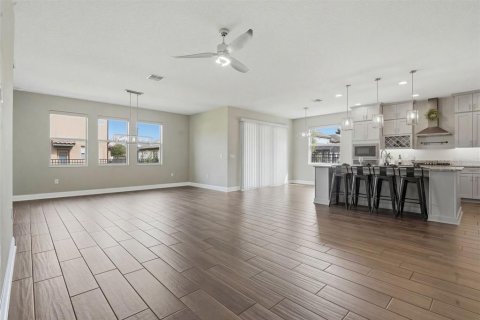 House in DeBary, Florida 4 bedrooms, 292.64 sq.m. № 2157226 - photo 5