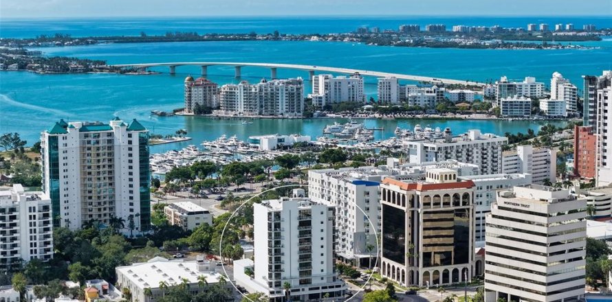 Condo in Sarasota, Florida, 3 bedrooms № 2148230