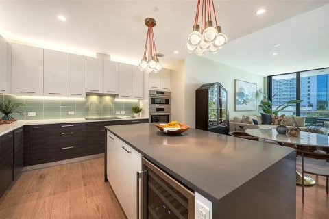 Condo in Sarasota, Florida, 3 bedrooms № 2148230 - photo 11