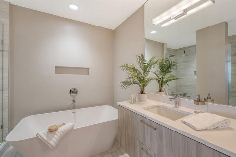 Condo in Sarasota, Florida, 3 bedrooms № 2148230 - photo 28
