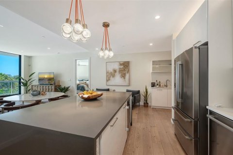Condo in Sarasota, Florida, 3 bedrooms № 2148230 - photo 13