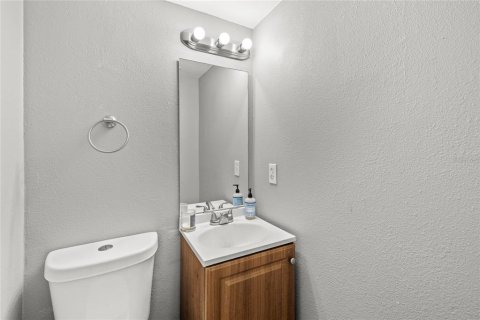 Touwnhouse à vendre à Altamonte Springs, Floride: 2 chambres, 123.37 m2 № 2211635 - photo 7