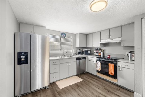 Touwnhouse à vendre à Altamonte Springs, Floride: 2 chambres, 123.37 m2 № 2211635 - photo 5
