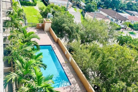Condominio en alquiler en Miami, Florida, 2 dormitorios, 81.38 m2 № 1953607 - foto 25