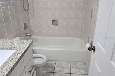 Condo in Kissimmee, Florida, 3 bedrooms  № 1766087 - photo 27