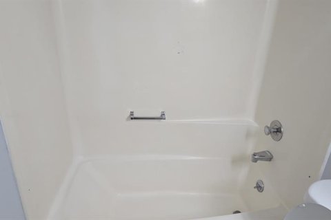 Condo in Kissimmee, Florida, 3 bedrooms  № 1766087 - photo 17