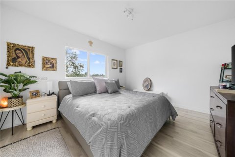 Adosado en venta en Miami, Florida, 3 dormitorios, 127.09 m2 № 1762868 - foto 8