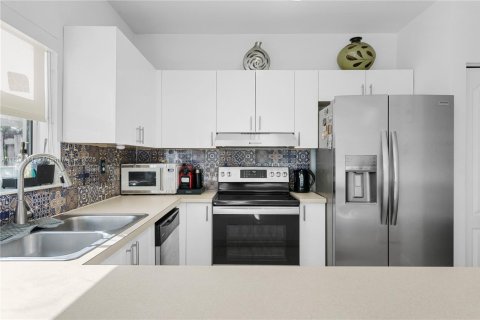 Adosado en venta en Miami, Florida, 3 dormitorios, 127.09 m2 № 1762868 - foto 19
