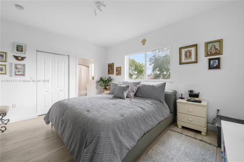 Adosado en venta en Miami, Florida, 3 dormitorios, 127.09 m2 № 1762868 - foto 9