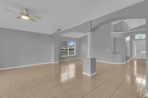 House in Kissimmee, Florida 4 bedrooms, 169.27 sq.m. № 1746319 - photo 21