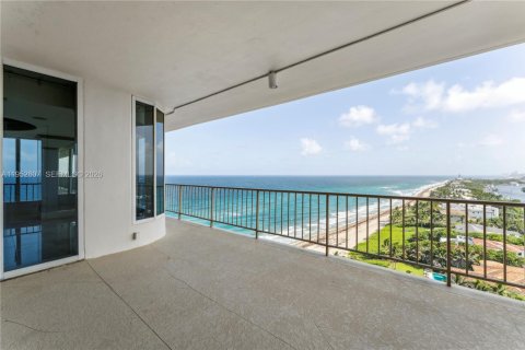 Condo in Hillsboro Beach, Florida, 5 bedrooms  № 2153202 - photo 19
