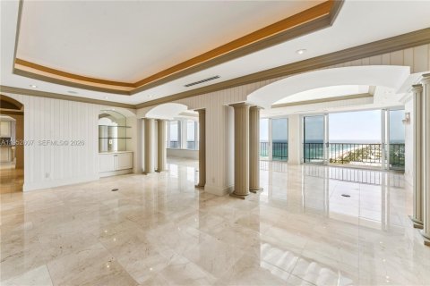 Condo in Hillsboro Beach, Florida, 5 bedrooms  № 2153202 - photo 4