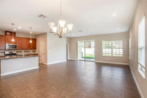 Villa ou maison à vendre à Brandon, Floride: 4 chambres, 239.97 m2 № 1855861 - photo 9