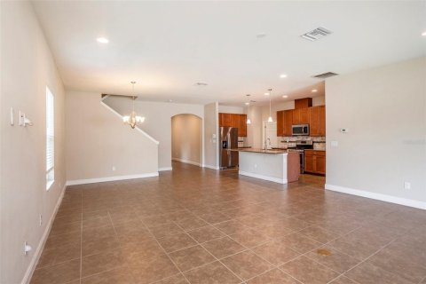 Villa ou maison à vendre à Brandon, Floride: 4 chambres, 239.97 m2 № 1855861 - photo 8