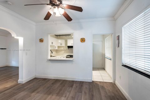 Condominio en venta en Miami Beach, Florida, 2 dormitorios, 91.97 m2 № 1863613 - foto 6
