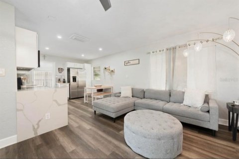 Villa ou maison à vendre à Orlando, Floride: 4 chambres, 147.99 m2 № 2259359 - photo 29