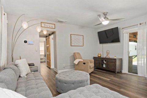 Villa ou maison à vendre à Orlando, Floride: 4 chambres, 147.99 m2 № 2259359 - photo 3