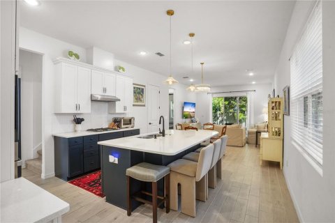 Villa ou maison à vendre à Apopka, Floride: 3 chambres, 176.61 m2 № 2416549 - photo 9