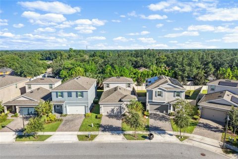 Villa ou maison à vendre à Apopka, Floride: 3 chambres, 176.61 m2 № 2416549 - photo 5