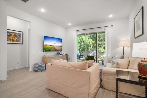 Villa ou maison à vendre à Apopka, Floride: 3 chambres, 176.61 m2 № 2416549 - photo 18