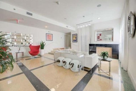 Снять в аренду квартиру в Майами-Бич, Флорида 1 спальня, 48.49м2, № 2056444 - фото 4