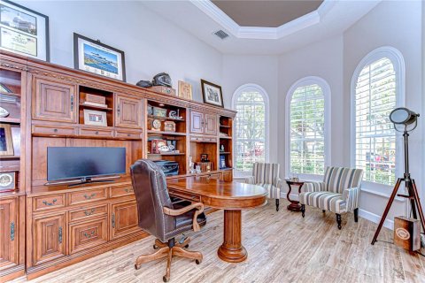 House in Land O' Lakes, Florida 4 bedrooms, 325.16 sq.m. № 1681893 - photo 10