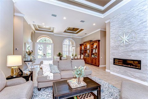 House in Land O' Lakes, Florida 4 bedrooms, 325.16 sq.m. № 1681893 - photo 15