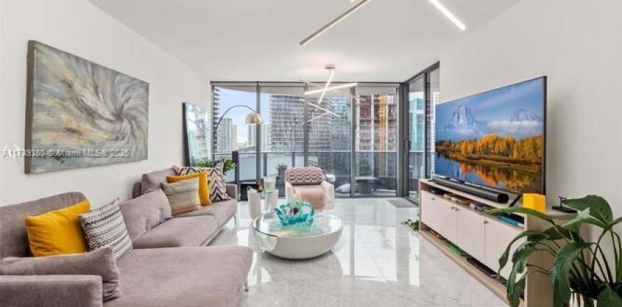 Condominio en Miami, Florida, 2 dormitorios № 1710051