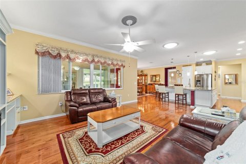House in Ocala, Florida 2 bedrooms, 214.7 sq.m. № 1833356 - photo 13