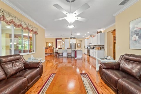 House in Ocala, Florida 2 bedrooms, 214.7 sq.m. № 1833356 - photo 12