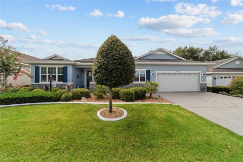 House in Ocala, Florida 2 bedrooms, 214.7 sq.m. № 1833356 - photo 1