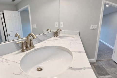 Villa ou maison à vendre à Port Charlotte, Floride: 3 chambres, 223.89 m2 № 2413410 - photo 11