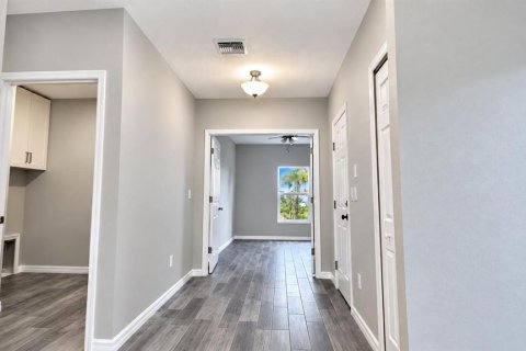 Villa ou maison à vendre à Port Charlotte, Floride: 3 chambres, 223.89 m2 № 2413410 - photo 30