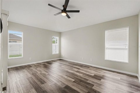 Casa en venta en Tampa, Florida, 4 dormitorios, 198.72 m2 № 2388749 - foto 9