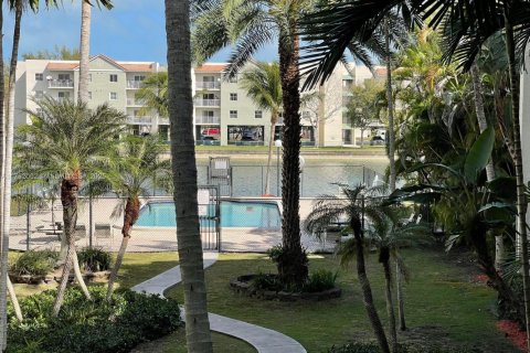 Condo in Cutler Bay, Florida, 1 bedroom № 1962948 - photo 18